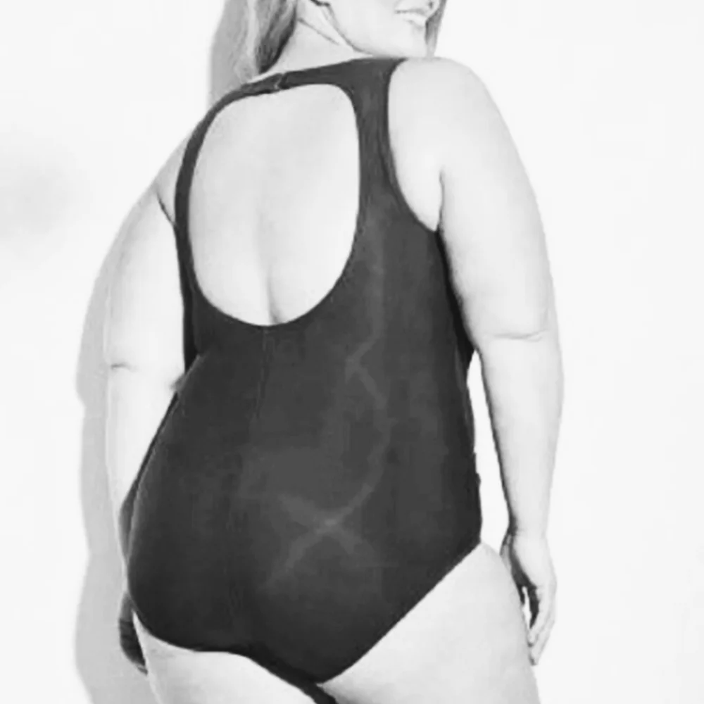 PLUS 18 18w 2X Black Mesh Sexy Cut Outs 1pc Swim Suit Swimsuit NEW NWT - Picture 3 of 3